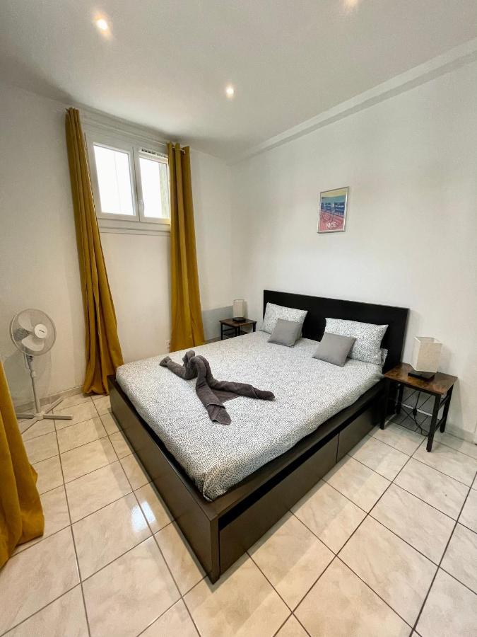 Joli Spacieux A 3 Min A Pied De La Apartamento