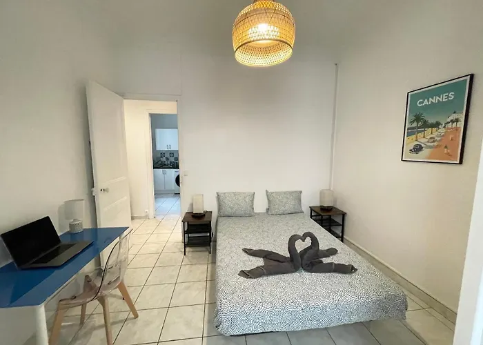 Joli Appartement Spacieux A 3 Min A Pied De La Mer